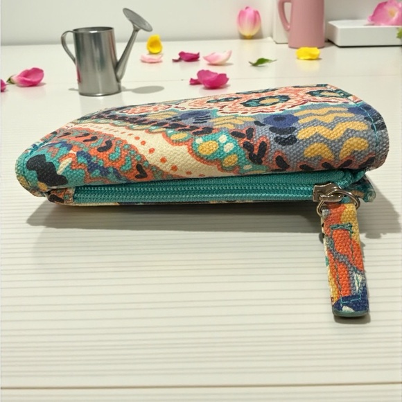 Colorful Patterned Small Wallet - Picture 3 of 7
